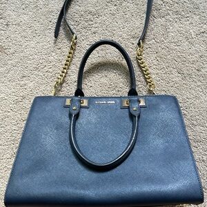 Blue leather Micheal Kors purse